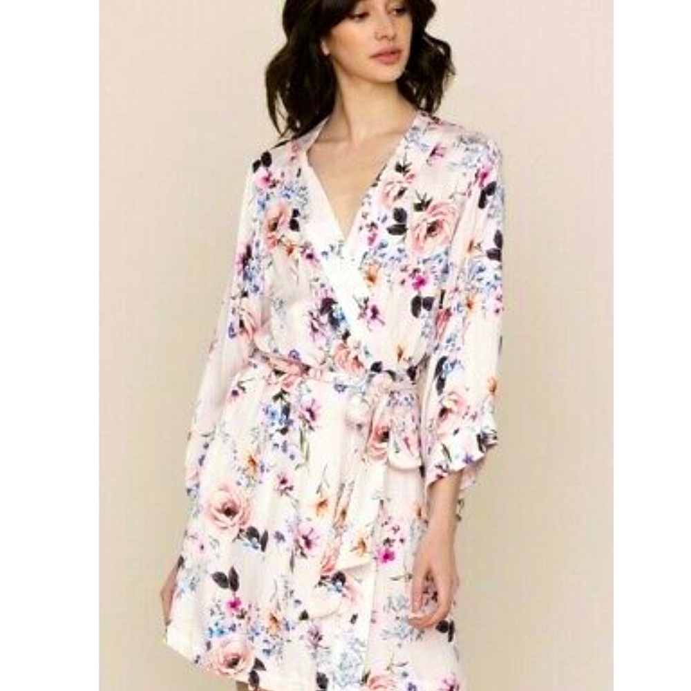 Yumi Kim BHLDN Dream Lover Robe - Picture 1 of 6